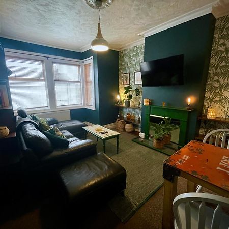 Appartamento Stylish And Artistic Flat In Southend On Sea Esterno foto