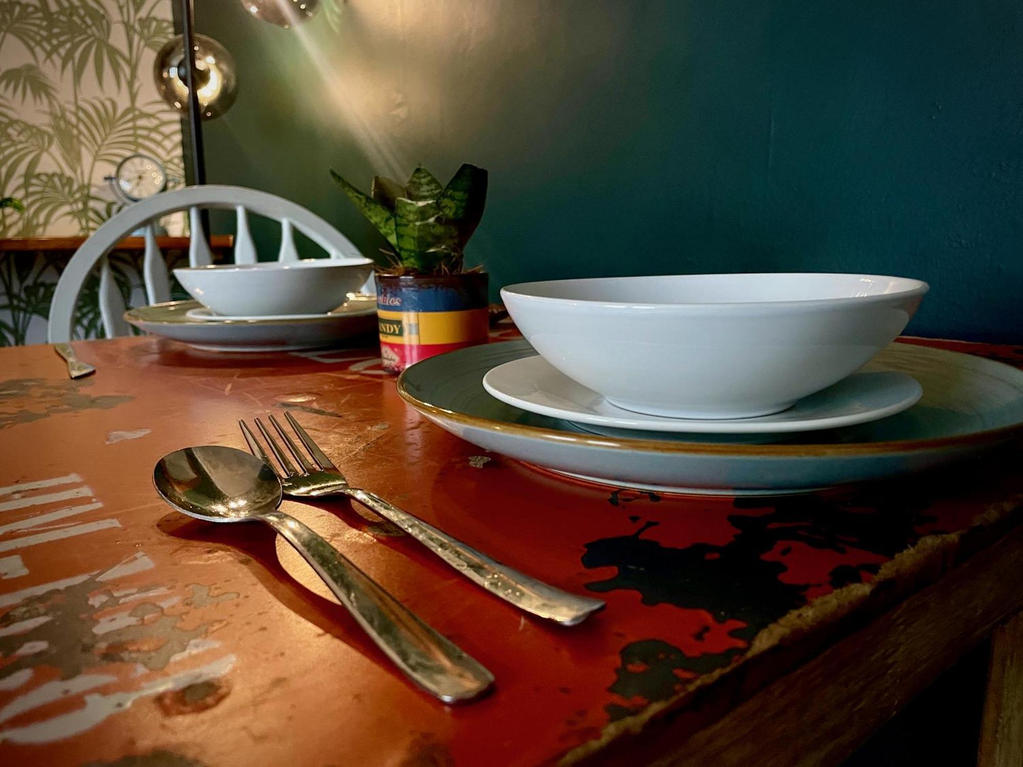 Appartamento Stylish And Artistic Flat In Southend On Sea Esterno foto